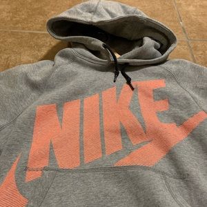 Nike Men’s Grey Hoodie